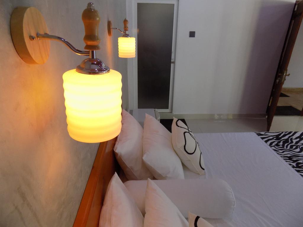 Prosperity Villa Negombo Esterno foto