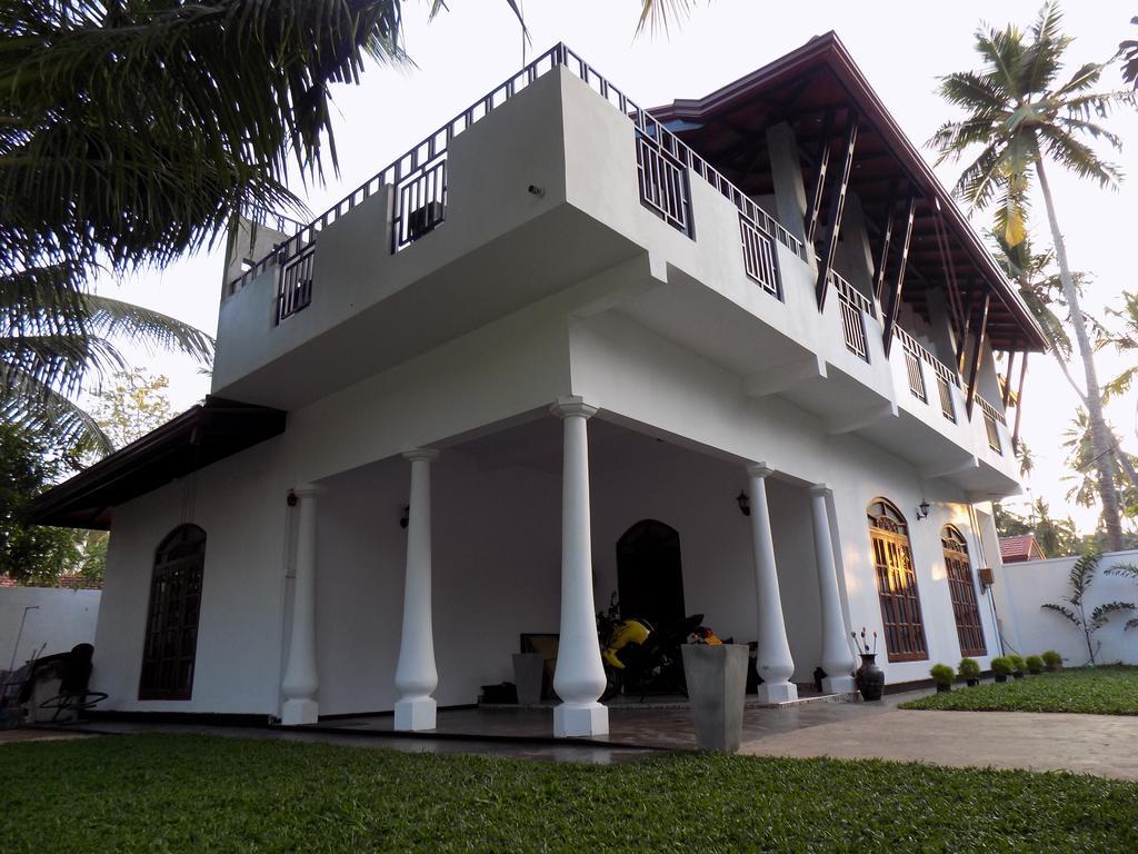 Prosperity Villa Negombo Esterno foto