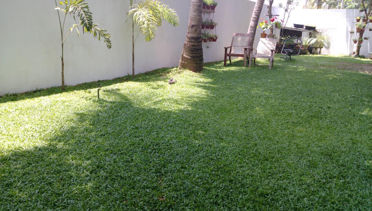 Prosperity Villa Negombo Esterno foto